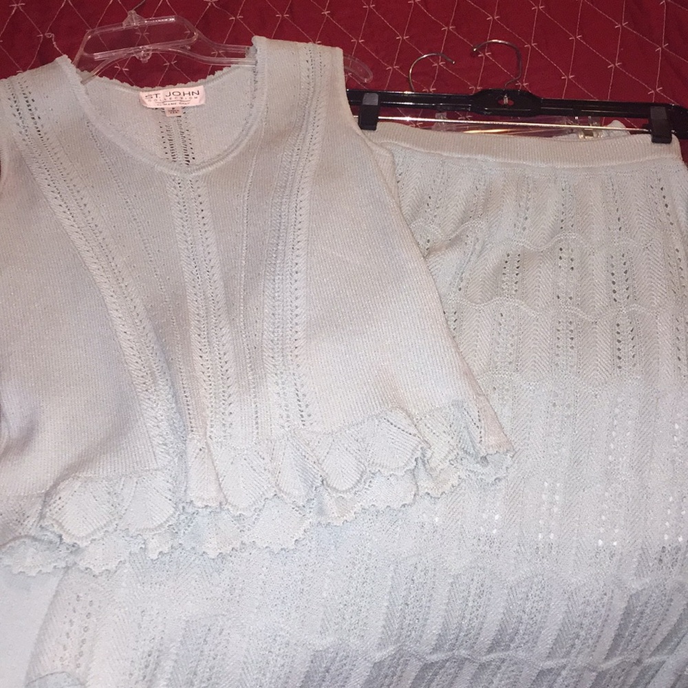 St. John 3 piece outfit. Size P, 2, 4